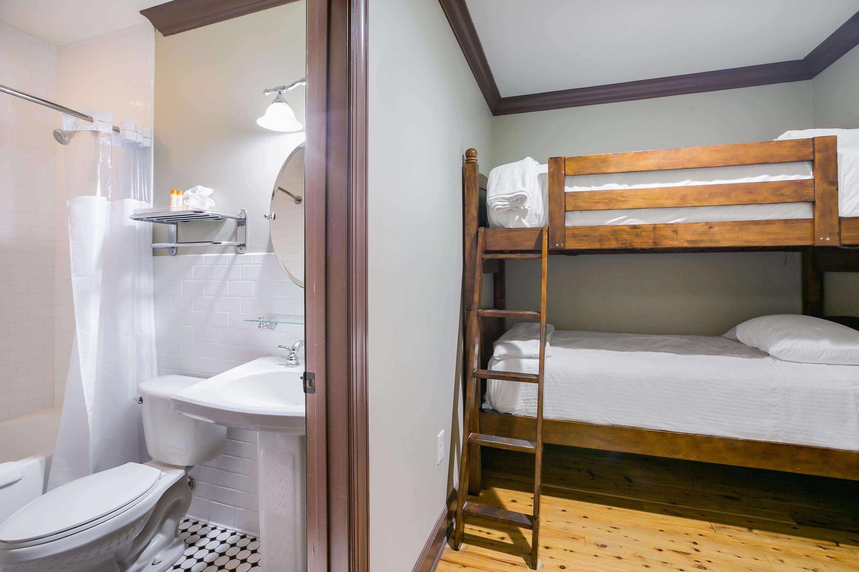 אפלצ'יקולה Water Street Hotel & Marina, Ascend Hotel Collection מראה חיצוני תמונה